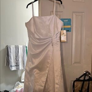 Elegant White Wedding Dress